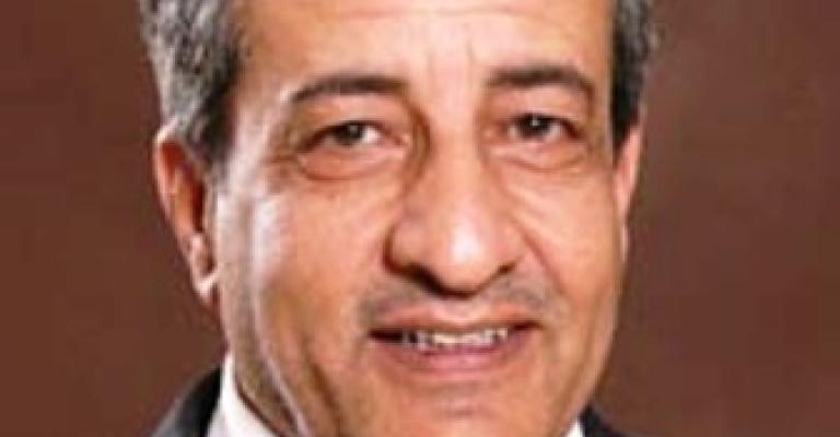 الملك يتدخل ليحمي دماء وأعراض شعبه من حكومة مغامرة