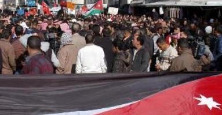 مسيرة وسط البلد لا تكمل طريقها لرأس العين وأنباء عن تعرضها للإعاقة مسيرة وسط البلد لا تكمل طريقها لرأس العين وأنباء عن تعرضها للإعاقة