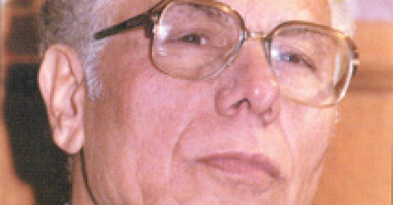 الذكرى الثامنة لرحيل محمود الشريف 