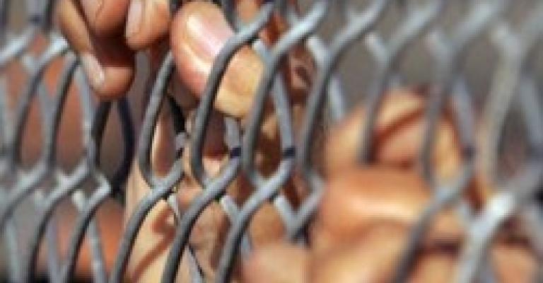 والد رائد وسائد حجازي يطالب بالإفراج عنهما