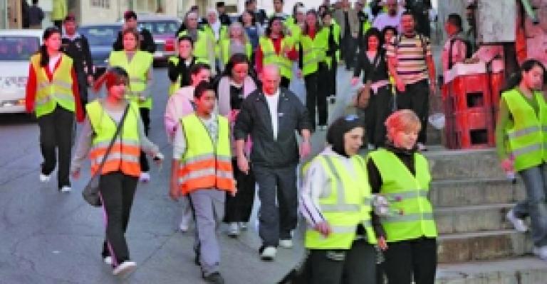 مبادرة المشي السريع نشاط اجتماعي