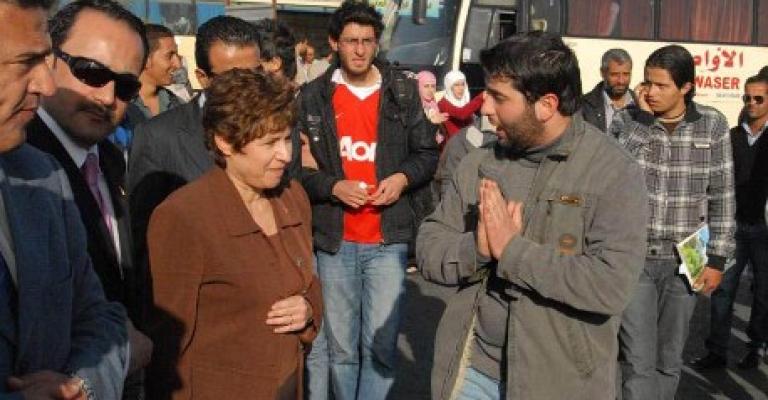 اعتصام طلبة الهاشمية لحل مشكلة المواصلات اعتصام طلبة الهاشمية لحل مشكلة المواصلات