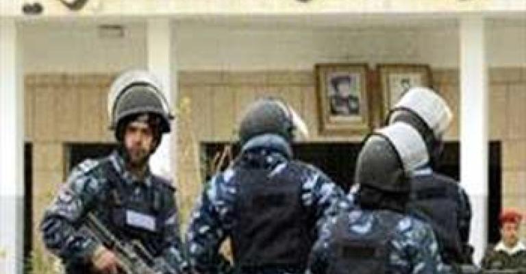 البطاينة يكشف عن تورط مسؤولين بقضية فساد البورصة البطاينة يكشف عن تورط مسؤولين بقضية فساد البورصة