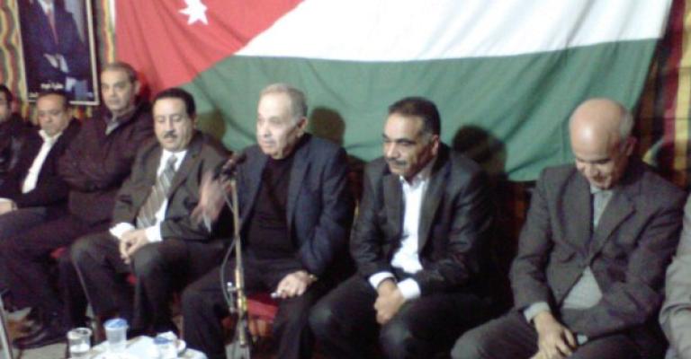 خيمة الرأي مساء منبر لما تمنعه الصحيفة صباحا خيمة الرأي مساء منبر لما تمنعه الصحيفة صباحا