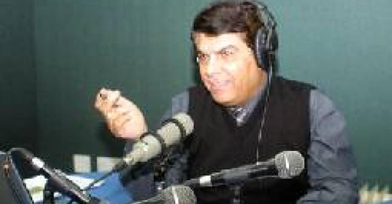 العمري يقاضي الفايز على خلفية اتهامات بالإساءة للوحدة الوطنية العمري يقاضي الفايز على خلفية اتهامات بالإساءة للوحدة الوطنية