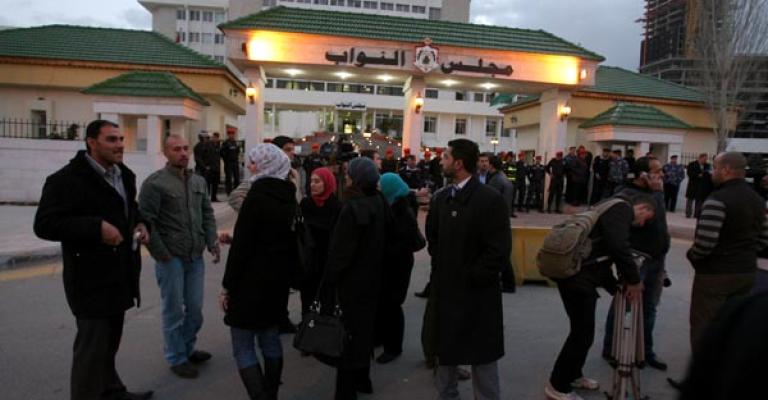 لجنة الحريات النيابية تقر قانون الاجتماعات العامة مع تعديلاته لجنة الحريات النيابية تقر قانون الاجتماعات العامة مع تعديلاته