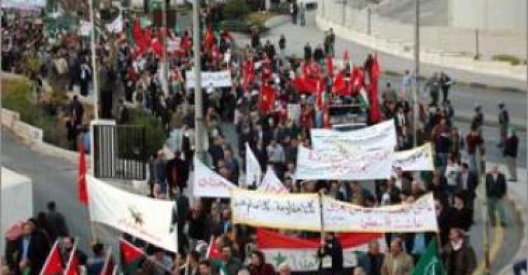 تنسيقية المعارضة: الحوار الحقيقي يتم من خلال حكومة تؤمن بالإصلاح تنسيقية المعارضة: الحوار الحقيقي يتم من خلال حكومة تؤمن بالإصلاح