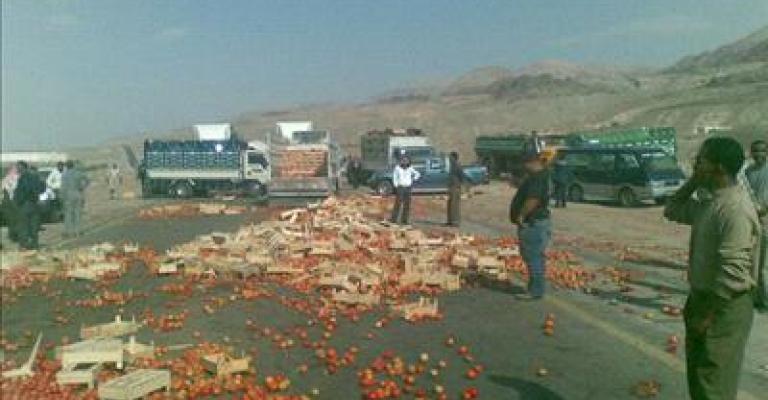 المزارعون يطالبون بإنشاء نقابة والاتحاد يقر بضعفه