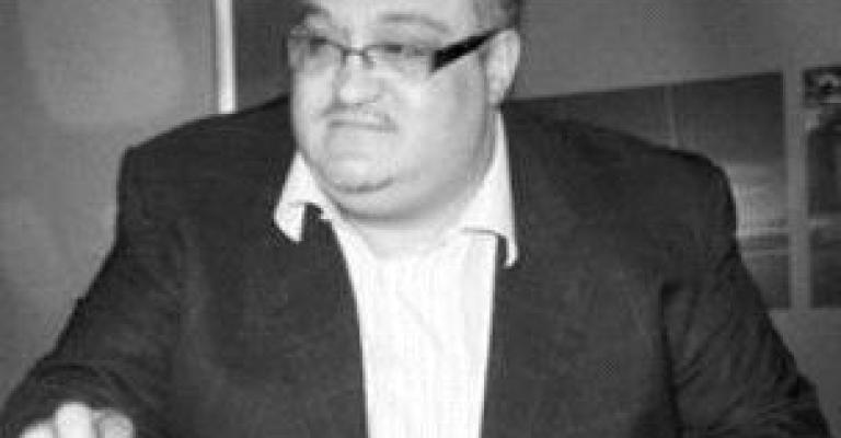 مكافحة الفساد تطلب من الداخلية والصحة وثائق تتعلق بسفر شاهين 