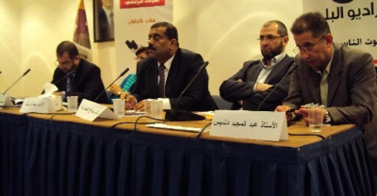 المحارمة يصف التجربة الحزبية بالفاشلة وأبو السكر يرجع ذلك إلى استئثار فئات بالسلطة