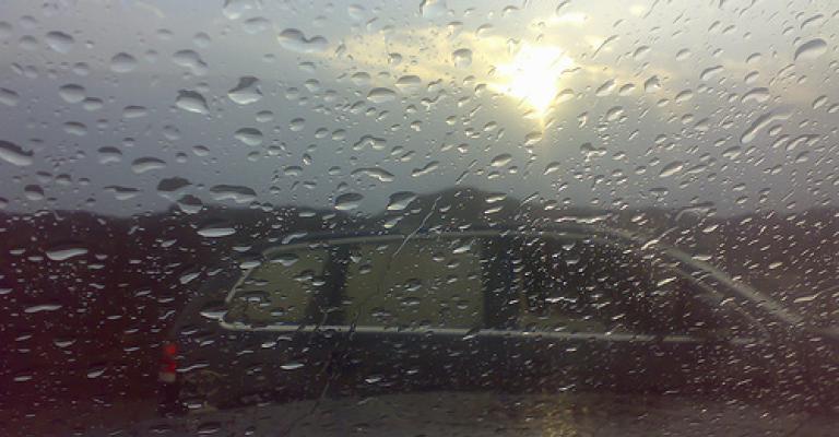 طقس حار الخميس وماطر الجمعة