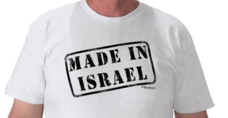 "مجابهة التطبيع" تستنكر توزيع قمصان عليها كلمة "إيلات"