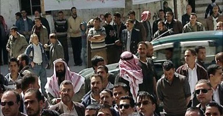 "أحياء النقابة" تلوح باللجوء إلى الإضراب ضد محاولات إجهاض مشروع النقابة "أحياء النقابة" تلوح باللجوء إلى الإضراب ضد محاولات إجهاض مشروع النقابة