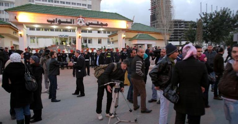 نواب: لجان التحقق ستخرج بنتائج صادمة بقضايا الفساد