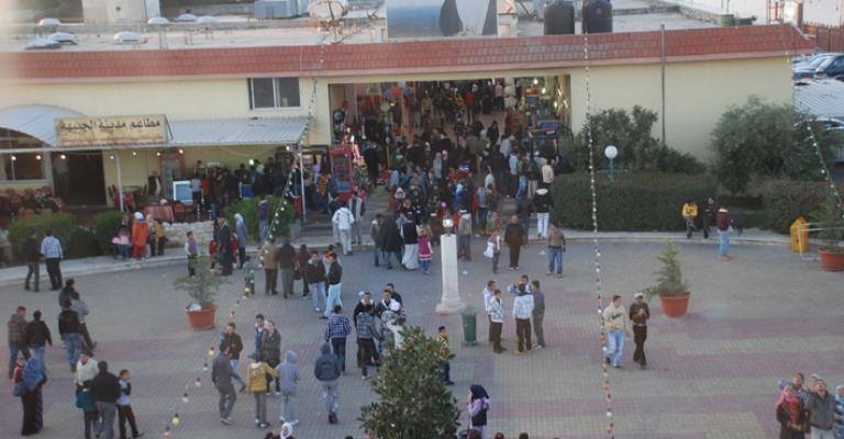 لجنة التحقق باﻷمانة تنظر بملف الجبيهة الترويحية