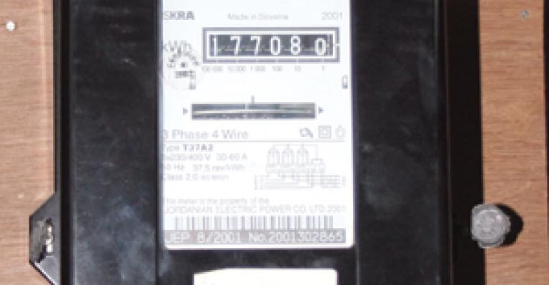 الحكومة تطلب استثناء 95% من مشتركي الكهرباء من زيادة الأسعار الحكومة تطلب استثناء 95% من مشتركي الكهرباء من زيادة الأسعار