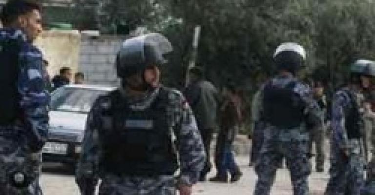 أصابة أربعة رجال امن في احداث شغب في لواء ذيبان