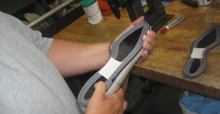 Released Prisoner Starts New Life as Shoemaker 