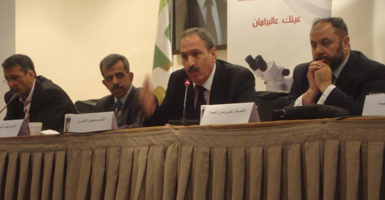 في مناظرة لراديو البلد: طموحات تعديل قانون الانتخاب لم تنتهي بتوافق “لجنة الحوار” 