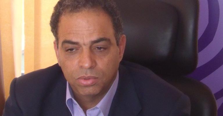 إعادة هيكلة القطاع العام.. وتعميم العمالة الفقيرة