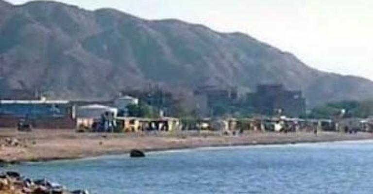 عودة 40 سائحا أردنيا كانوا علقوا في طابا المصرية منذ 3 أيام