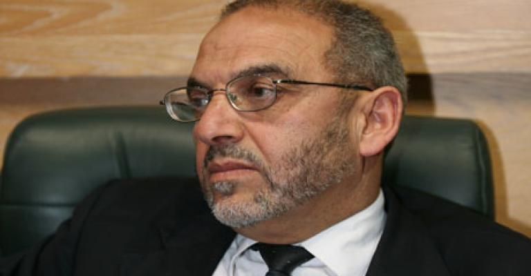 "جبهة العمل" يكشف عن تورط شخصيات في ملفات فساد "جبهة العمل" يكشف عن تورط شخصيات في ملفات فساد