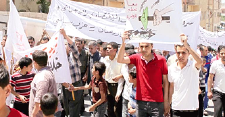 المحافظة وحي الطفايلة جبهة واحدة في مسيرات الجمعة