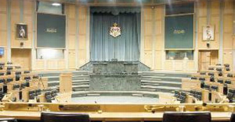 الفايز يؤجل جلسة ” الكازينو” بعد مقاطعة 54 نائبا