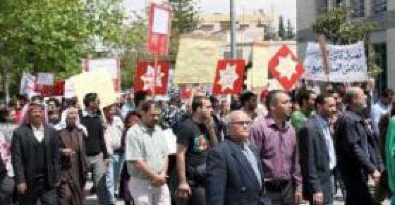 التجمع النقابي يطالب بتأجيل انتخابات النقابات العمالية