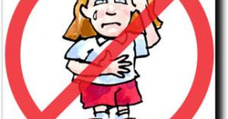 إصابة 9 بتسمم غذائي في غور الصافي