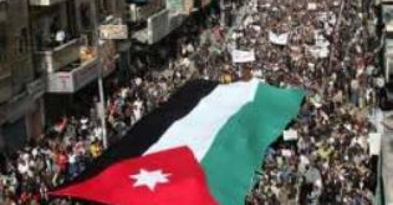 تعليمات للاجتماعت العامة: الالتزام بمكان وزمان التجمع ومنع الدعوة قبل تقديم الإشعار