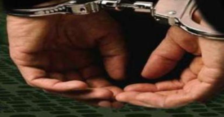 القبض على ستيني امتهن سرقة رواتب كبار السن القبض على ستيني امتهن سرقة رواتب كبار السن