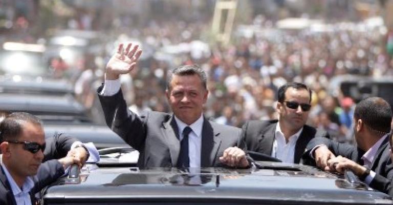 الملك يأمر يفتح باب التجنيد لأبناء الكرك الملك يأمر يفتح باب التجنيد لأبناء الكرك