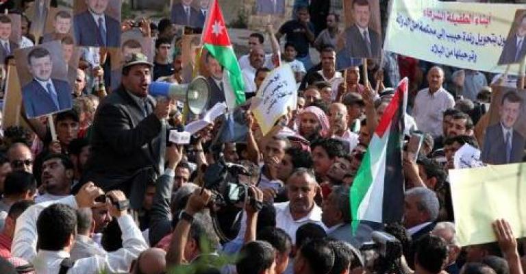 باريس قلقة إثر الاحتجاجات المناهضة لمكتب الفرنسية ومرتاحة لتصريحات الساكت