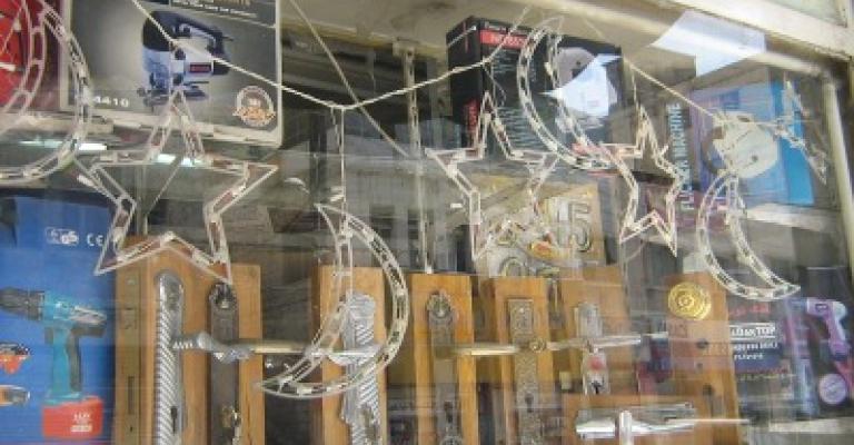 مواطنون وتجار يشتكون قبل رمضان