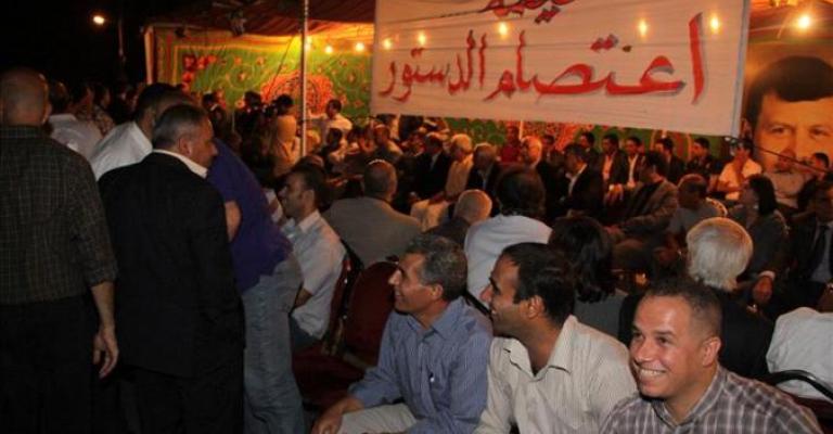 "الصحفيين" تثمن قرار "الدستور" برفع علاوة المهنة "الصحفيين" تثمن قرار "الدستور" برفع علاوة المهنة