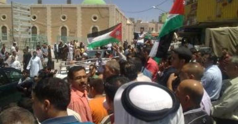 المحافظات تخرج في جمعة الوحدة من اجل الإصلاح وضد البلطجة المحافظات تخرج في جمعة الوحدة من اجل الإصلاح وضد البلطجة