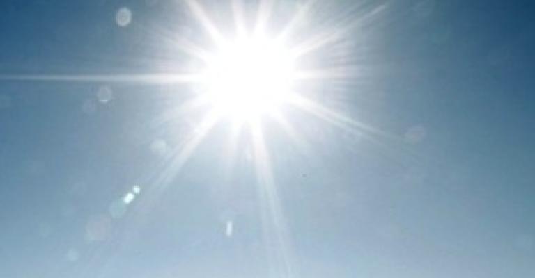 أجواء صيفية خلال الأيام القادمة والعظمى في عمان 33 درجة أجواء صيفية خلال الأيام القادمة والعظمى في عمان 33 درجة