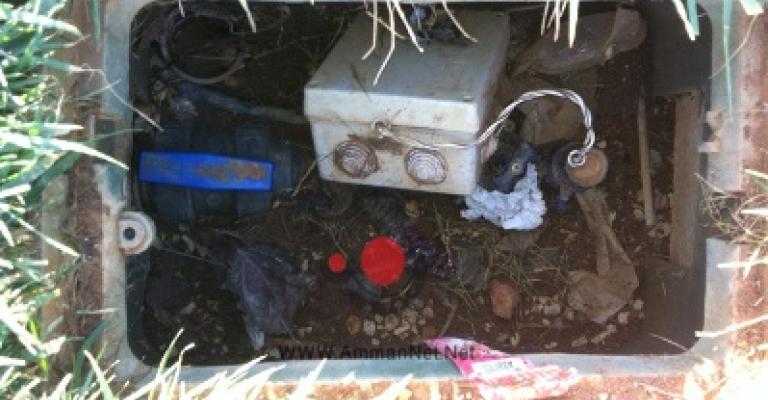 الكهرباء تهدد سلامة مرتادي حديقة بنك الإسكان في عبدون.. صور الكهرباء تهدد سلامة مرتادي حديقة بنك الإسكان في عبدون.. صور