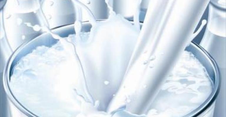 الزراعة والمياه النيابية تبحث صناعة الألبان