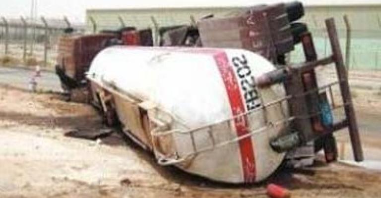 تدهور صهريج فيول في معان تدهور صهريج فيول في معان