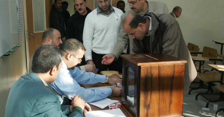 قانونية النواب توصي بوضع قانون للهيئة المستقلة على الانتخابات