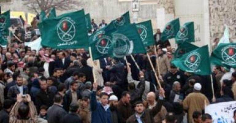 وقفة احتجاجية للإسلامين رفضا "للإصلاح الشكلي"