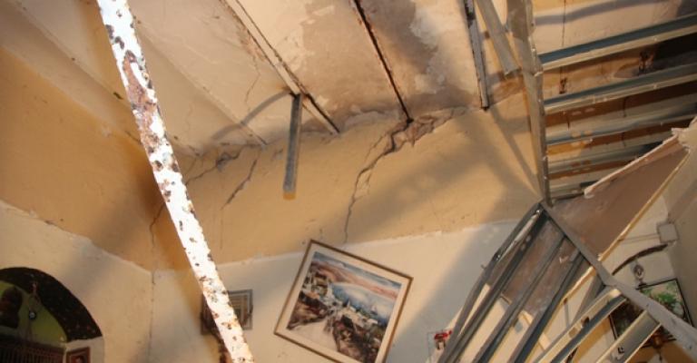 التنمية الاجتماعية تقر بحق أسرة بالمساعدة والقوانين تمنع