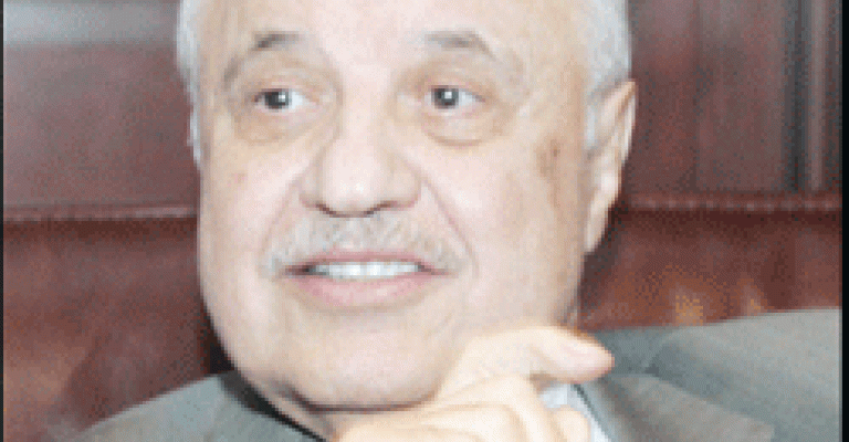 ابو غزالة يستقيل من مجلس الاعيان