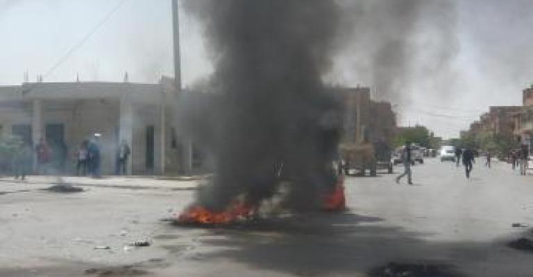 الاحتجاجات على البلديات تتوسع والأمن غائب 