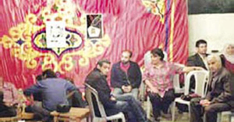 إعتصام مفتوح للمضربين عن الطعام تضامنا مع الاسرى