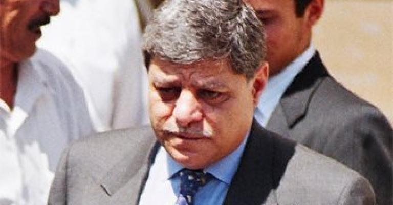 "ازدواجية الجنسية" تحاصر الخصاونة وتتوعد النواب في دورتهم العادية