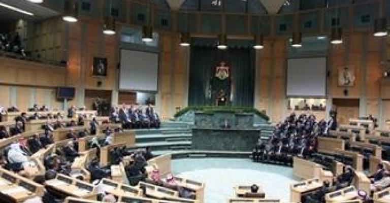 الشقران يطالب الحكومة بالكشف عن النواب مزودجي الجنسية الشقران يطالب الحكومة بالكشف عن النواب مزودجي الجنسية