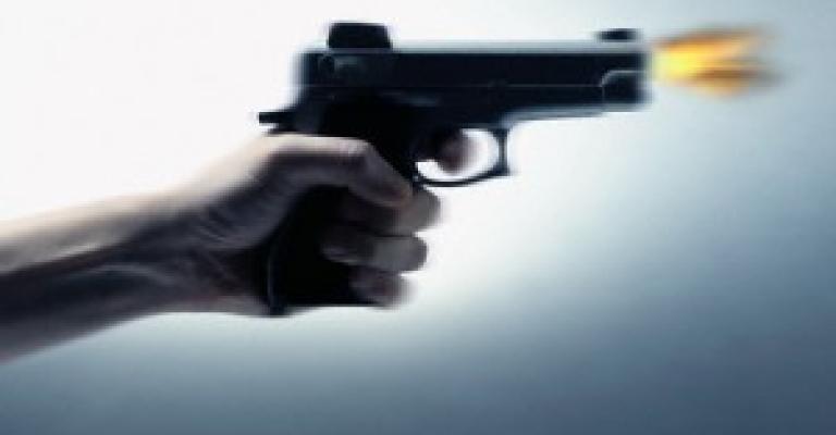 الكرك: أب يقتل ابنه الثلاثيني الكرك: أب يقتل ابنه الثلاثيني